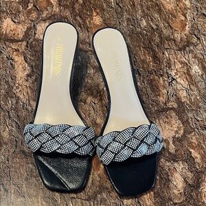 Dream Pairs Black and Silver Heeled Sandals size 8.5